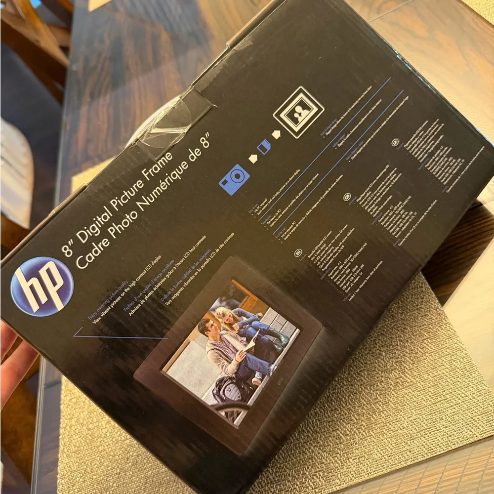 HP 8-Inch Digital Photo Frame in Black